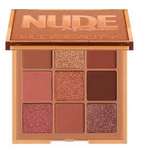 Huda Beauty NUDE medium Eyeshadow Palette